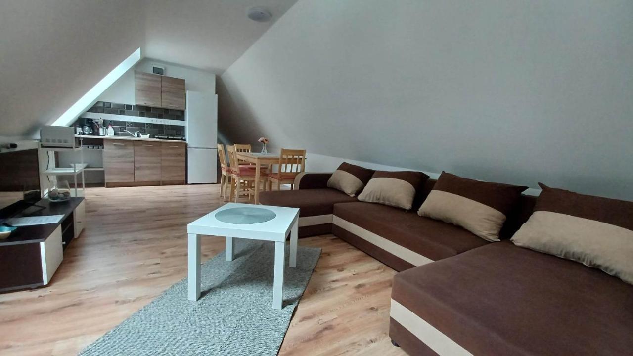 Milla Apartmanok Eger Exterior foto